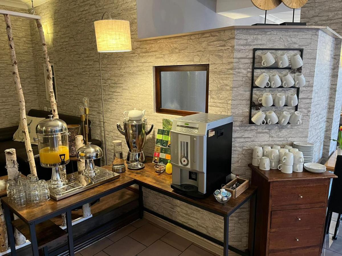 Hotel Garni Zum Rebstock ナウムブルク エクステリア 写真